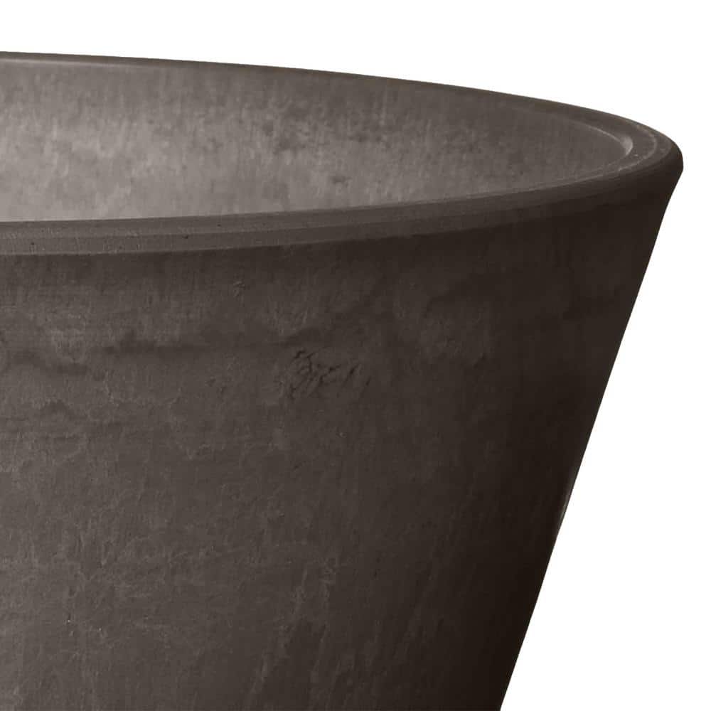 Dark Charcoal 10-inch Recycled Plastic Round Bulb Pan