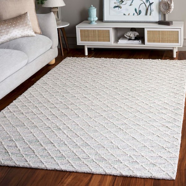 Abstract 4 ft. x 6 ft. Green/Ivory Geometric Diamonds Area Rug