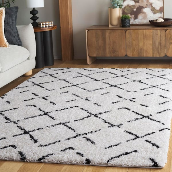Arizona Shag 5 ft. x 8 ft. Ivory/Black Diamond Geometric Area Rug