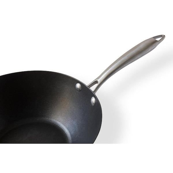 JOYCE CHEN Joyce Chen Professional Series Small 11.5 in. Dia. Black Cast  Iron Wok with Maple Handle J23-0003 - The Home Depot