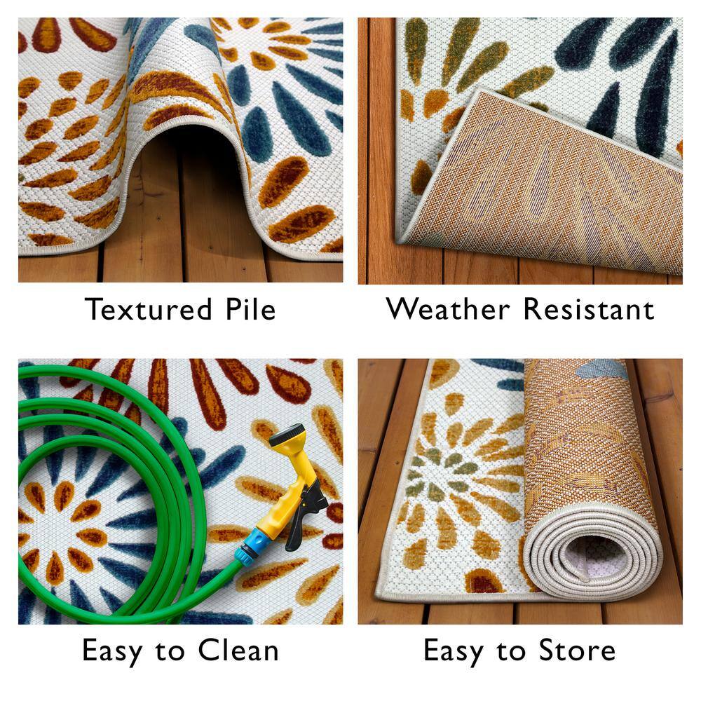 Coastal Breeze Floral Indoor-Outdoor Polypropylene Rug 7'10"x10'