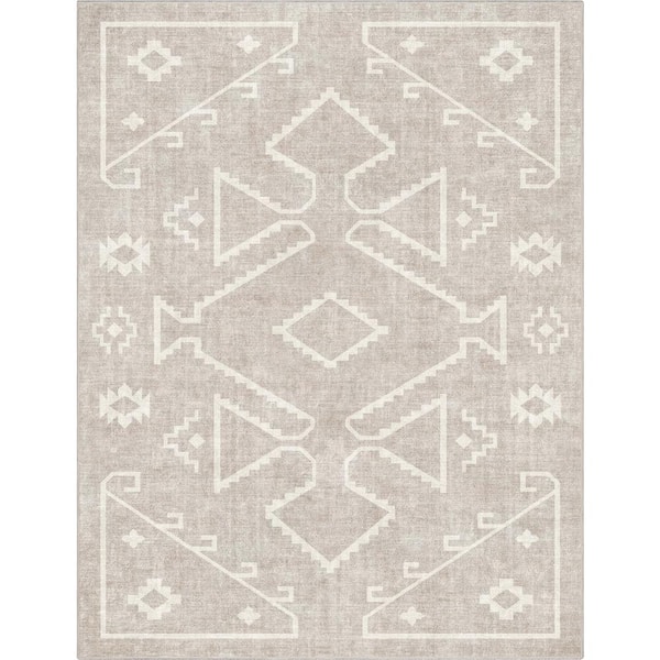 https://images.thdstatic.com/productImages/855083c3-8cbe-4195-92dd-32281a49fa3a/svn/beige-well-woven-area-rugs-w-ap-34a-7-64_600.jpg