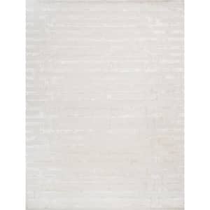 Edgy Ivory 5 ft. x 8 ft. Bamboo Silk and Wool Geometric Area Rug