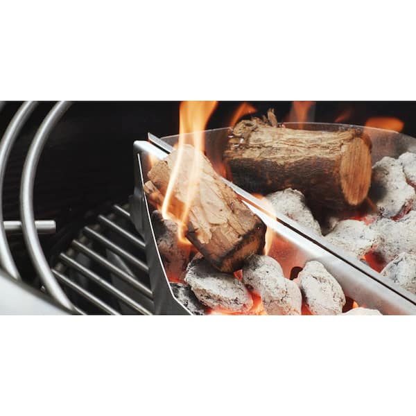 https://images.thdstatic.com/productImages/85573d65-3dd2-4297-a894-950fd3f3ba6c/svn/weber-grilling-wood-18441-c3_600.jpg