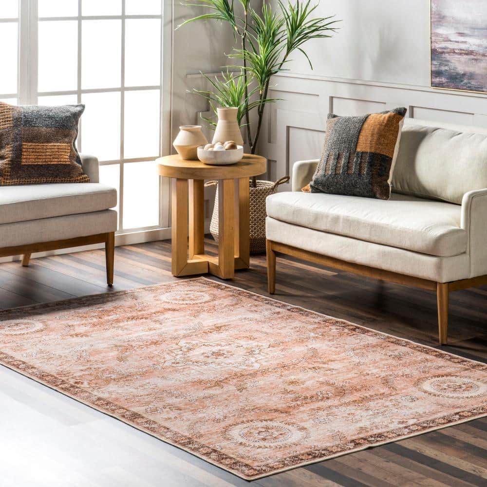 Kirsi Rust and Beige Synthetic Round Washable Area Rug