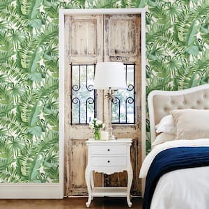 Alfresco Green Palm Leaf Paper Non-Pasted Wallpaper Roll (Covers 56.4 Sq. Ft.)