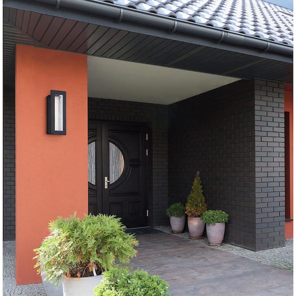 Kingsley 15 in. Black Integrated LED Outdoor Hardwired Wall Sconce with Textured Glass Shade