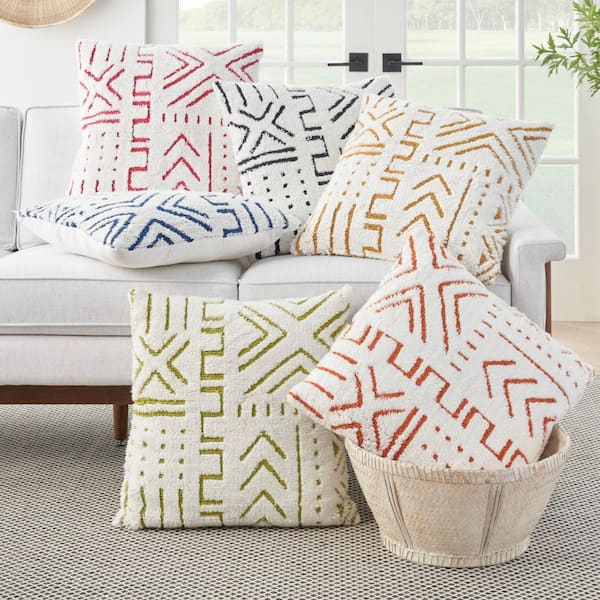 BRIELLE HOME Sterling Multi Color Textured Boho Geometric 20 in. L