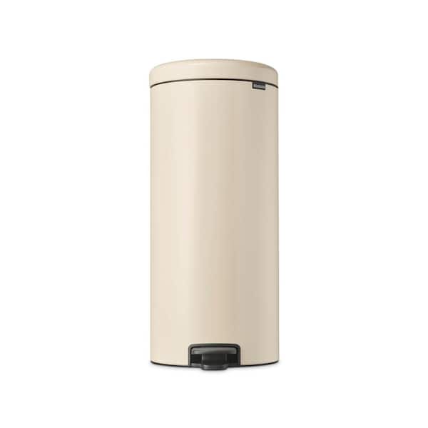 NewIcon 8 Gal. (30 l) Soft Beige Step On Trash Can