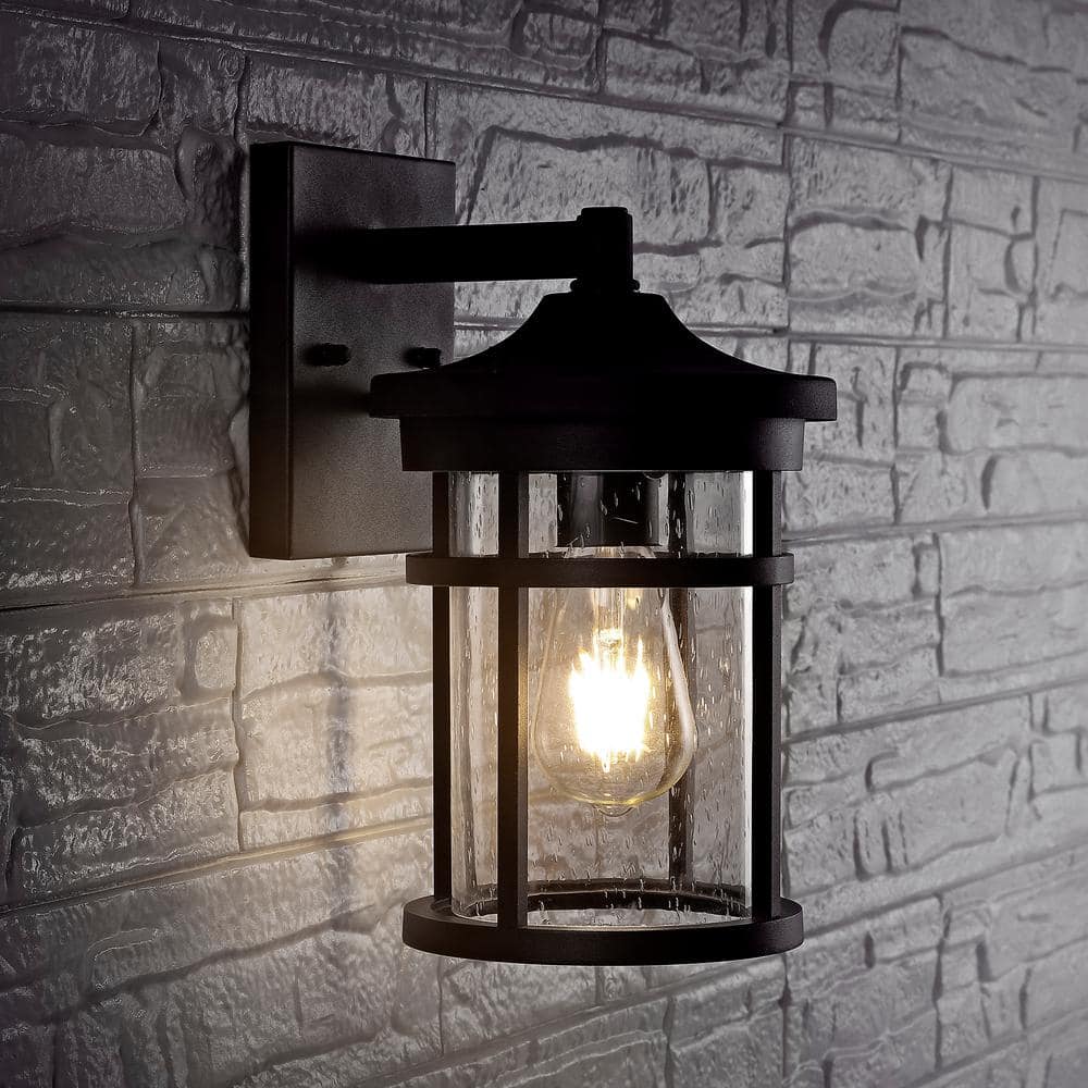 Elegant Black Metal Outdoor Wall Lantern with Clear Glass Shade