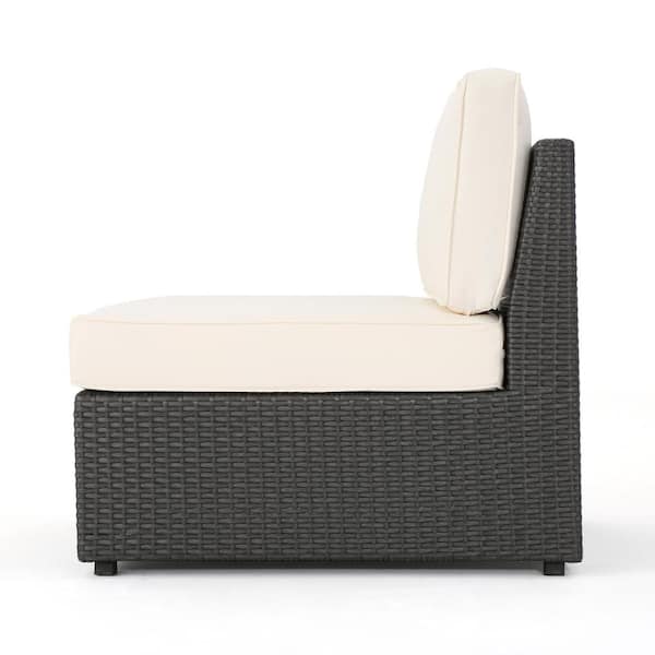 Santa Cruz gray 6-Piece Wicker Outdoor Patio Sectional Set with Off-White Cushions