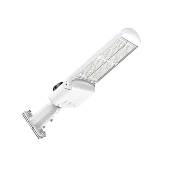 LED Area Light , Adj Wattage 200W/240W/300W , 49800 Lumens , Adj CCT 4000K/5000K/5700K , 120V-277V , Universal Bracket
