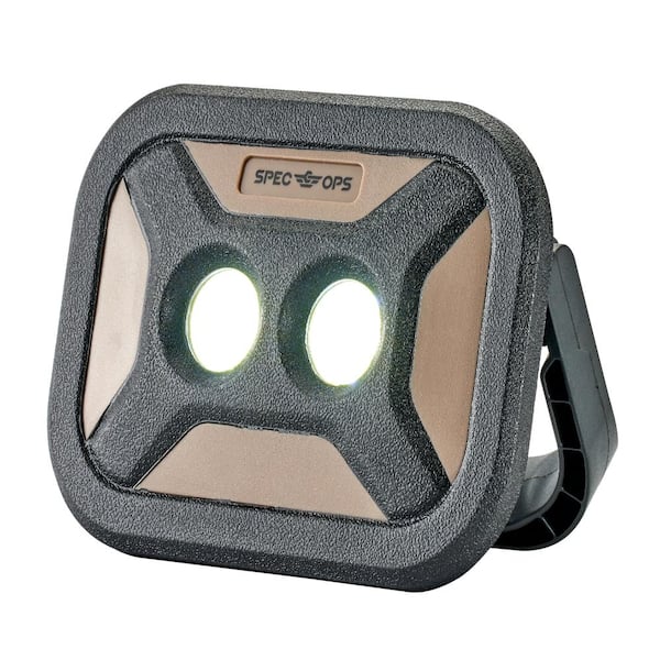 Rechargeable LED Work Light, Kickstand or Magnetic Mounting, 800 Lumens, Water Resistant, 3 Light Modes