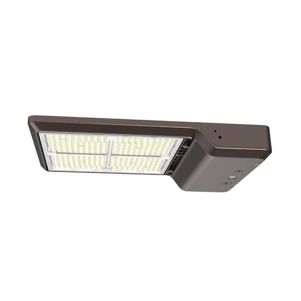 ETI LIGHTING 400-Watt Equivalent Bronze Integrated LED Dust To Dawn Area Light 24000-43500 lm. Adjustable 3000K 4000K 5000K Type 3