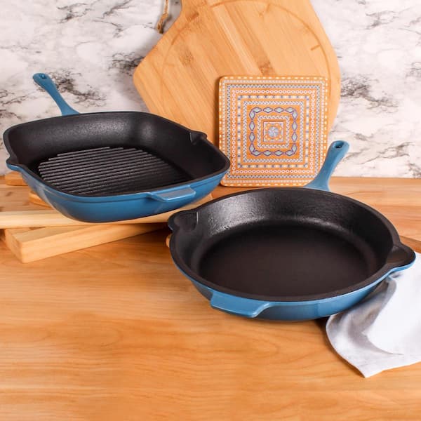 https://images.thdstatic.com/productImages/85be7abe-6543-4e04-8ab9-bfb1b7a829c3/svn/blue-berghoff-pot-pan-sets-2211789-31_600.jpg