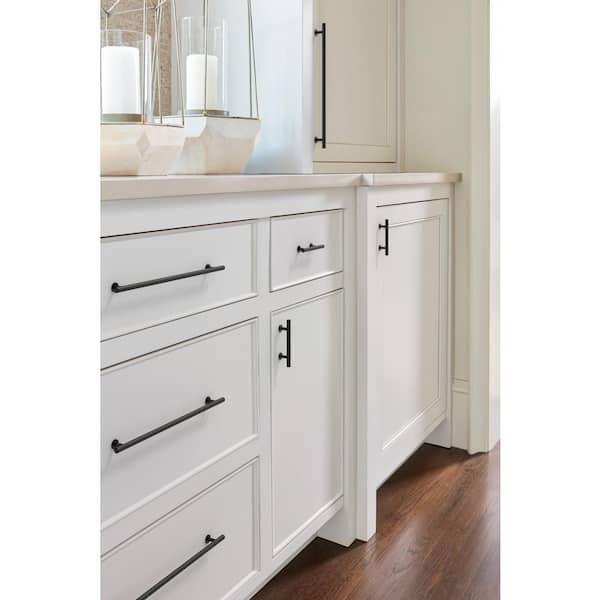 Radius 3 in. (76mm) Modern Matte Black Bar Cabinet Pull