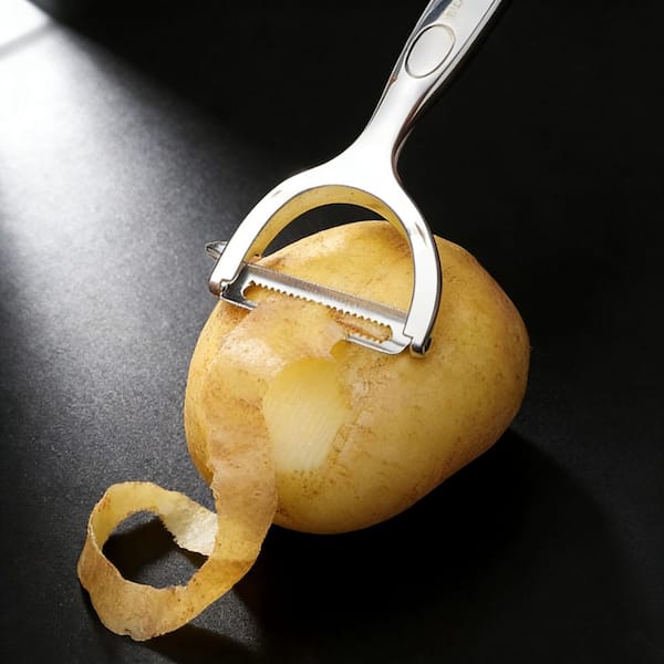 Wudkey Ultra Sharp Vegetable Peelers for Kitchen, Design with