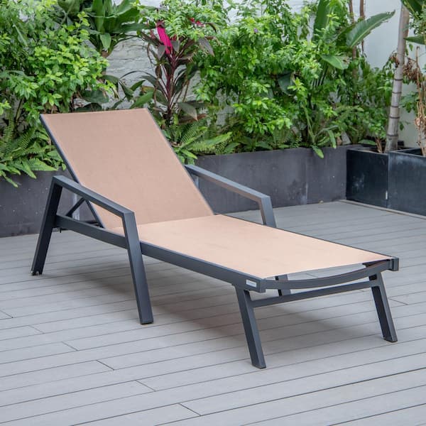 Leisuremod Marlin Outdoor Patio Chaise Lounge Chair with Arms in Black Aluminum Reclining Backrest Mesh Sling Seat in Light Brown