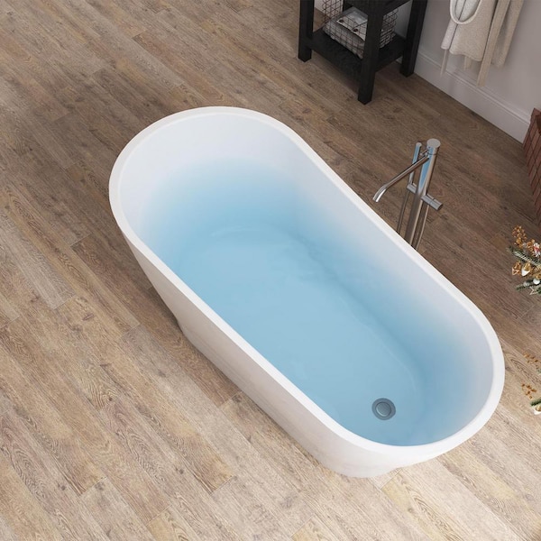 https://images.thdstatic.com/productImages/85ccffc7-39c1-4c05-bcff-9b0667f56c29/svn/white-mokleba-flat-bottom-bathtubs-btmk21572wh59-e1_600.jpg