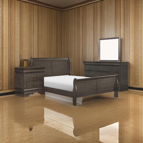 Benjara Ve 4-Piece Gray and Silver Solid Wood Queen Size Bedroom Set with Transitional Style