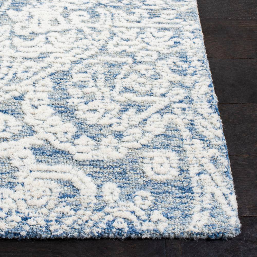 Hand-Tufted Floral Elegance Wool 6' Square Blue Rug