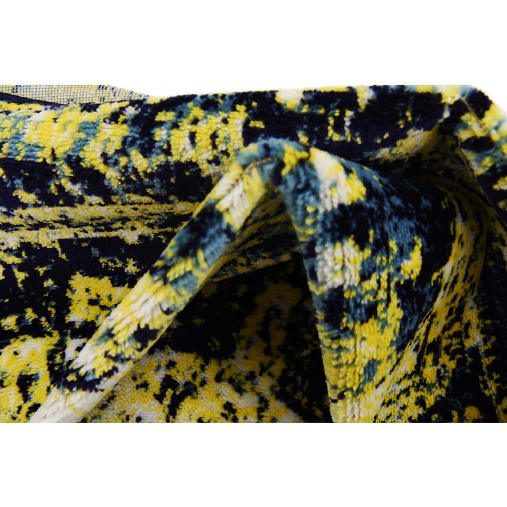 Reversible Navy Blue and Yellow Synthetic Area Rug 4'x6'