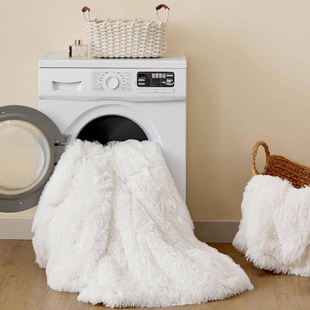 Full Green and White Faux Fur Comforter Set