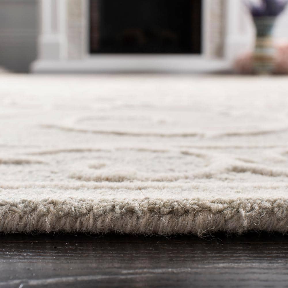 SAFAVIEH Micro-Loop Asteria Oriental Area Rug, Light Grey/Ivory, 2'6" x 4'