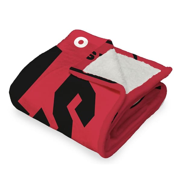 THE NORTHWEST GROUP NBA Bulls High Block Silk Touch Multicolor Sherpa Throw Blanket