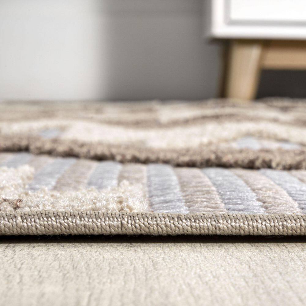 Ivory and Brown Geometric Synthetic 4' x 6' Indoor/Outdoor Rug
