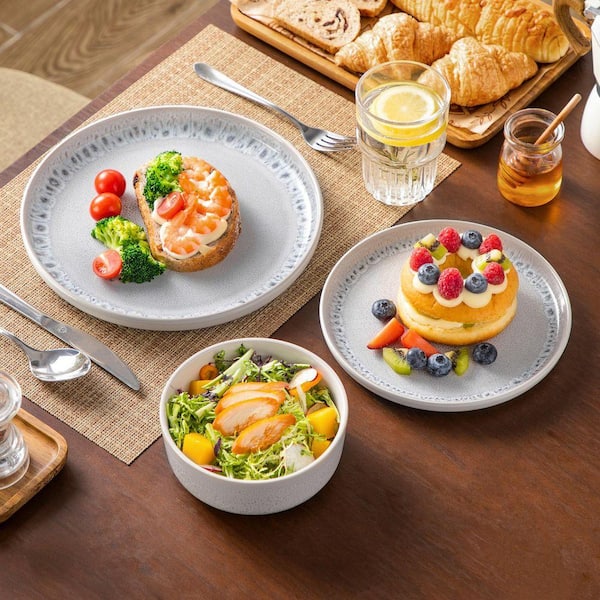 vancasso 18-Piece Cream White and Beige Stoneware Dinnerware Set