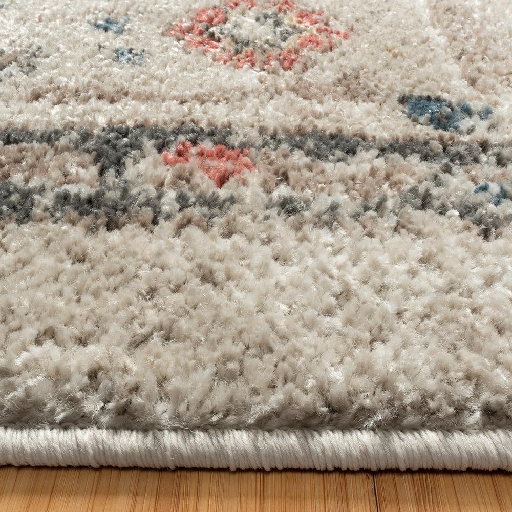 Ivory Tufted Rectangular 8' x 10' Synthetic Area Rug