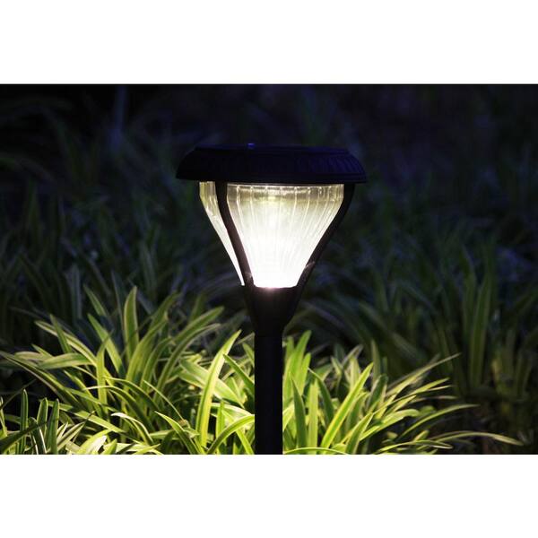 Gama Sonic Premier Dual Color Solar Black Led Path Light With Bright White And Warm Leds 2 Pack 239002 Gama Sonic Premier Dual Color Solar, Warm White Led Solar Landscape Lights
