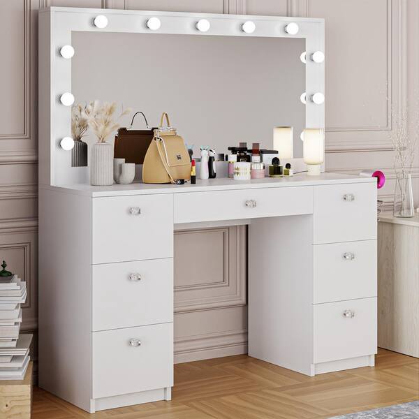 BOAHAUS Yara White Finish, 7-Drawers 40 in. W Dresser with Mirror