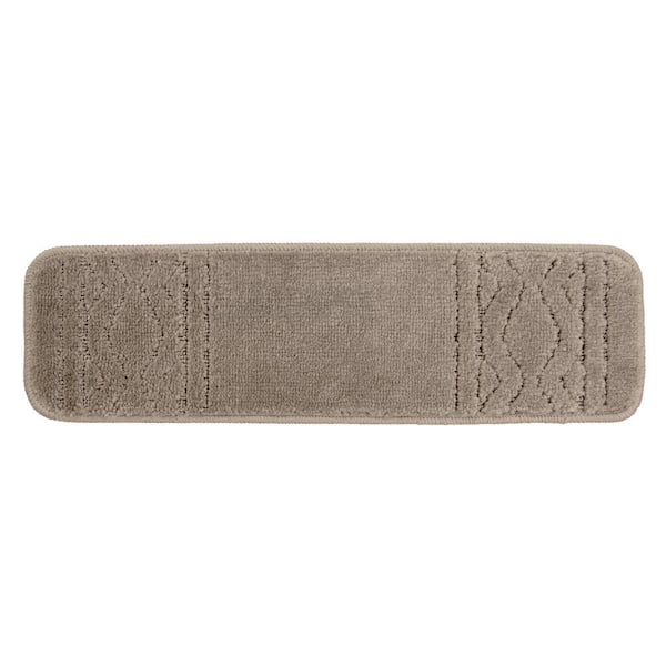 Maximus Trellis Border Gray ​ 7.5 in. x 26 in. Indoor Carpet Stair Tread Cover Slip Resistant Backing (Set of 13)