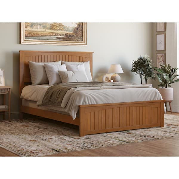 AFI Nantucket Light Toffee Natural Bronze Solid Wood Frame Queen Foundation Bed with Matching Footboard