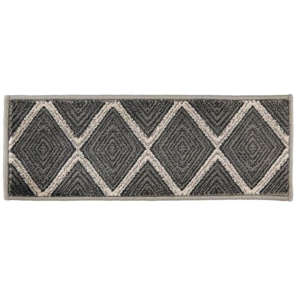 Stratford Isaak Sterling/Birch 9 in. x 26 in. Woven Polypropylene Stair Tread Cover (Set of 1)