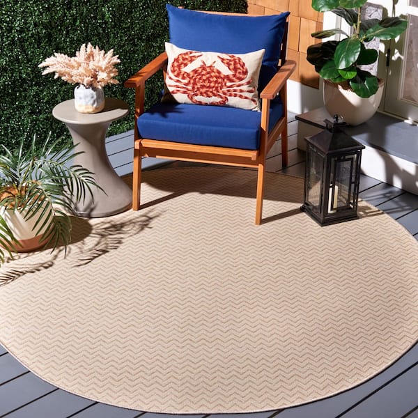 Hampton Natural 6 ft. x 6 ft. Striped Zig-Zag Indoor/Outdoor Round Area Rug