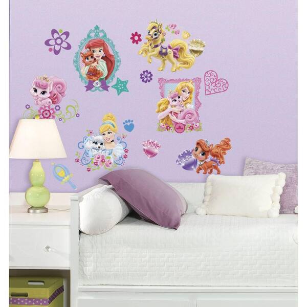 RoomMates 5 in. x 11.5 in. Disney Princess - Palace Pets Peel and Stick Wall Decals