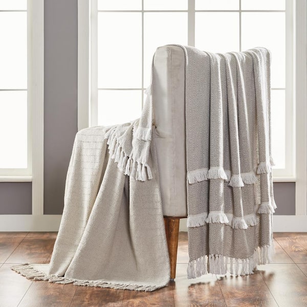 Casual Living Plush Throw, 2-Pack, Soft & Cozy 100% Polyester
