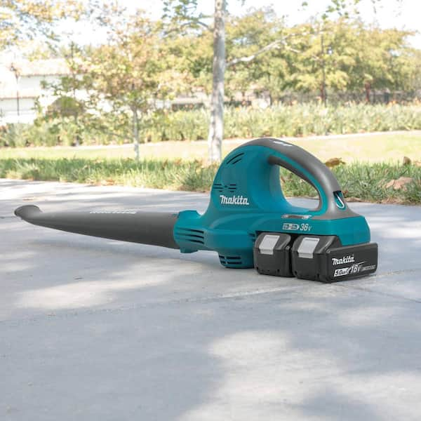 https://images.thdstatic.com/productImages/862b0ac1-350c-4d16-995f-c1b83069aa4f/svn/makita-cordless-leaf-blowers-xbu01pt-1f_600.jpg