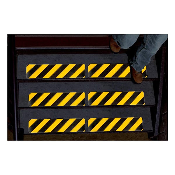 3M Safety Walk Slip Resistant Caution Tread 6 in. x 2 ft 613BY