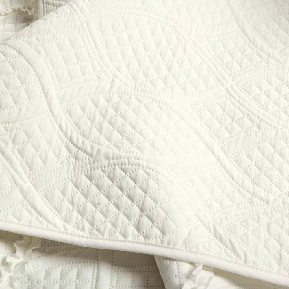Ivory Full/Queen Microfiber Textured Quilt Set
