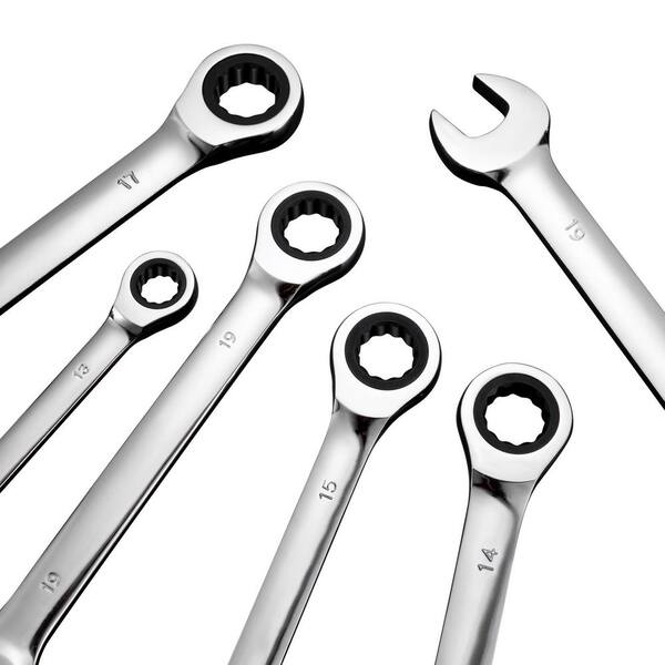 SKYSHALO 30-Piece Ratcheting Wrench Set, Cr-V Steel, SAE 1/4 in