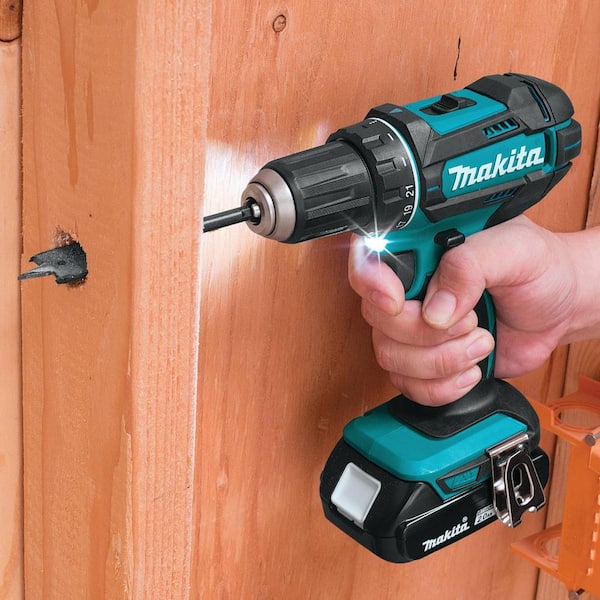 Makita - 18-Volt LXT Lithium-Ion Cordless Driver Drill and Impact Driver Combo Kit (2-Tool) with (2) 2Ah Batteries, Charger, Bag