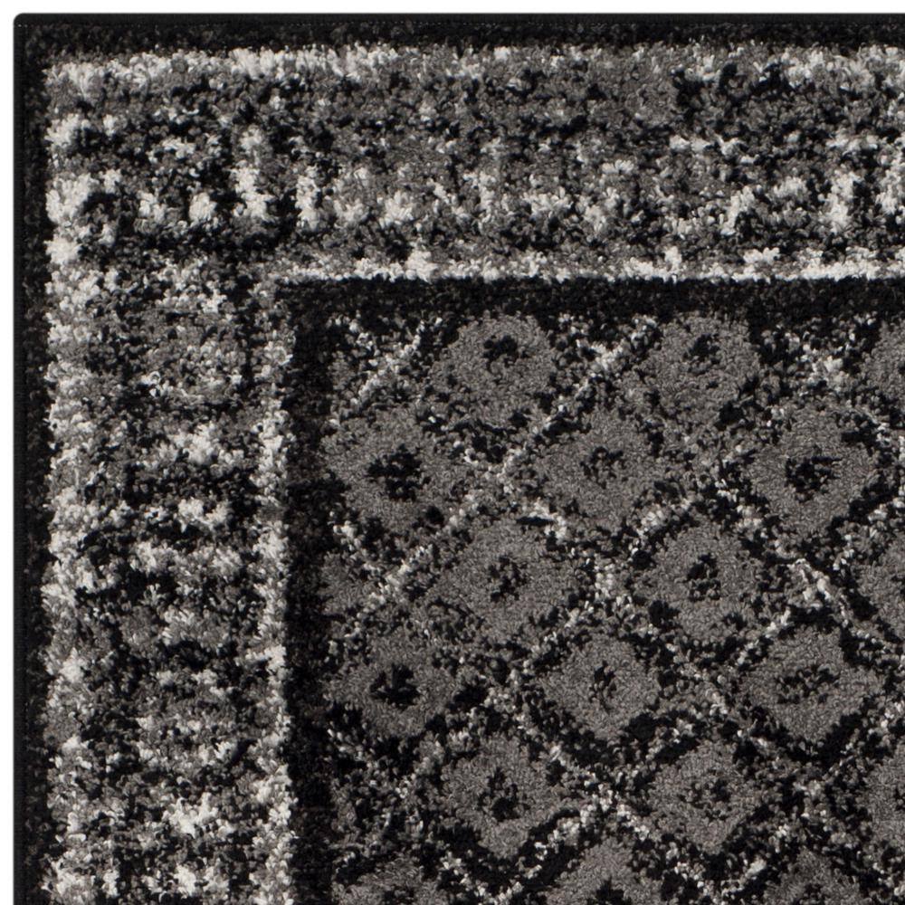 Black and Silver Diamond Pattern Rectangular Synthetic Rug 3' x 5'