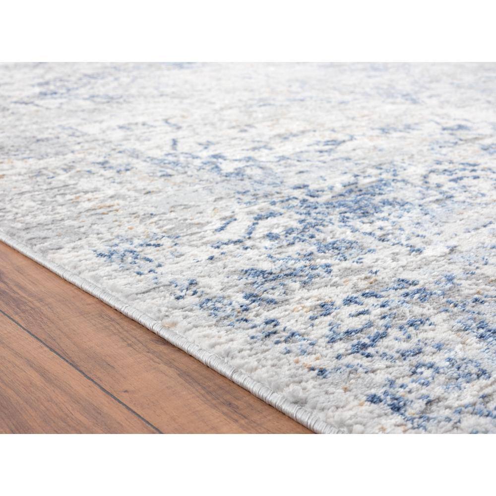 Austin Blue Polyester and Jute Stain-Resistant Runner Rug 2'7" x 7'4"