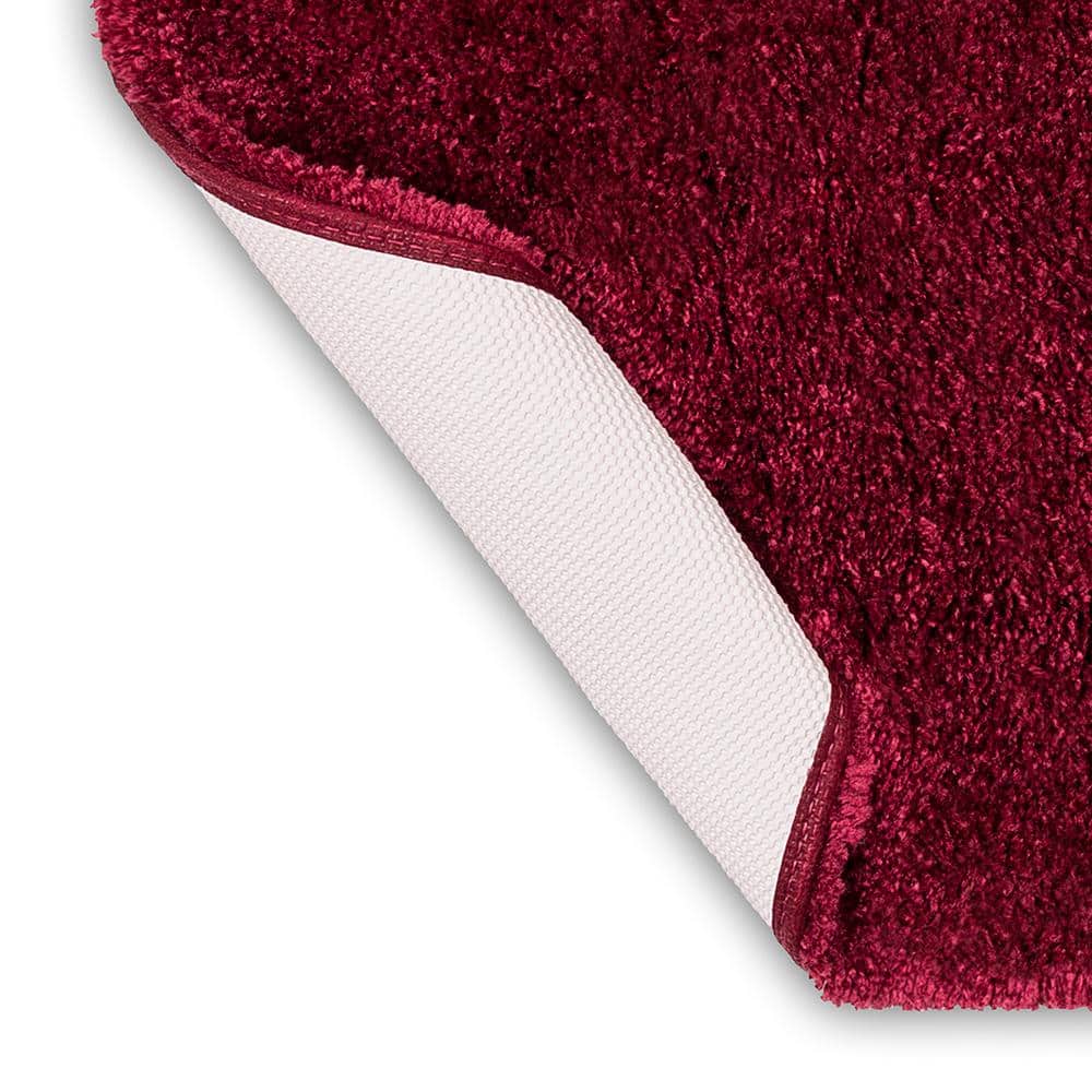 Burgundy Plush Polyester Bath Rug Set with Non-Slip Backing