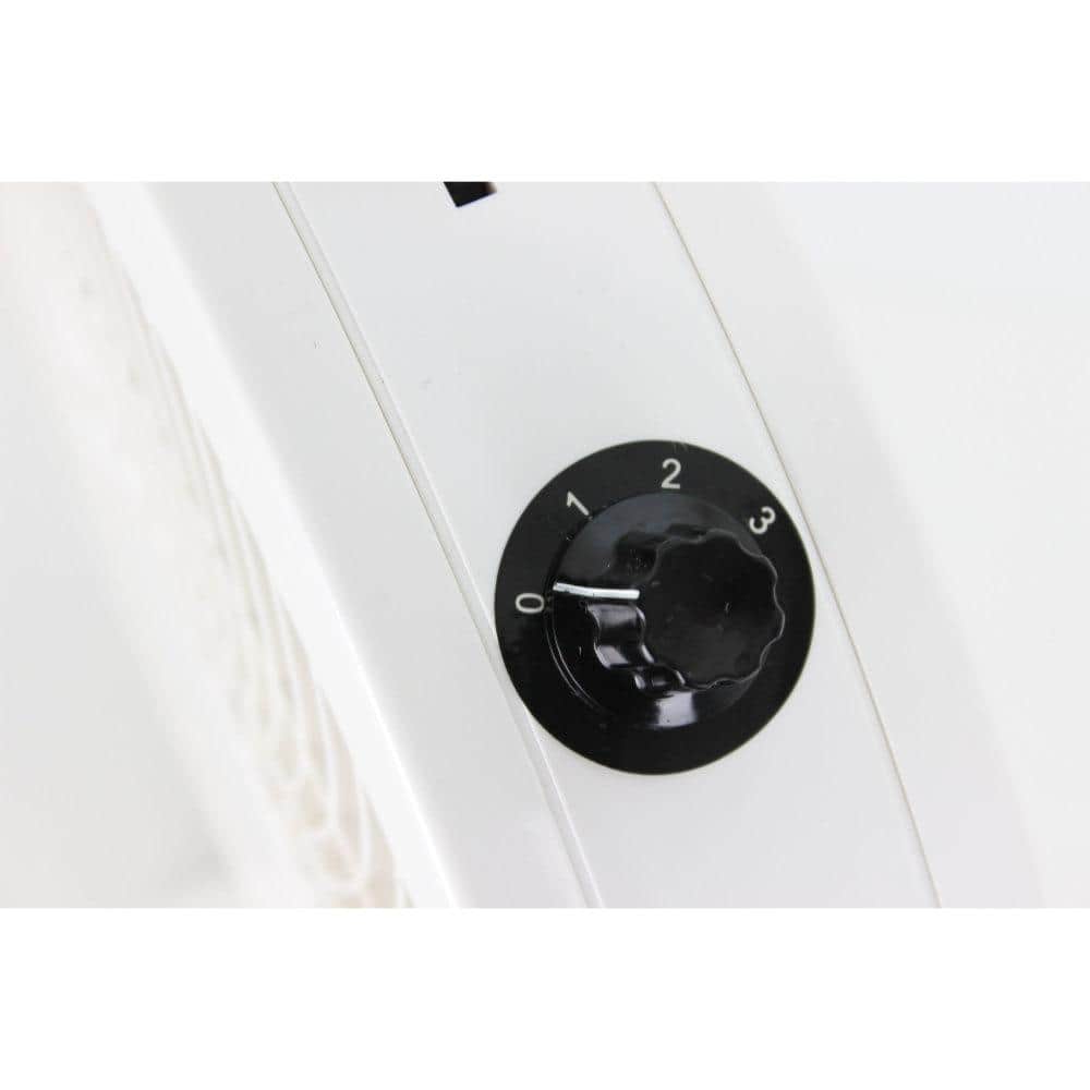 Boundless Breeze White Plastic 12 Volt Table Fan