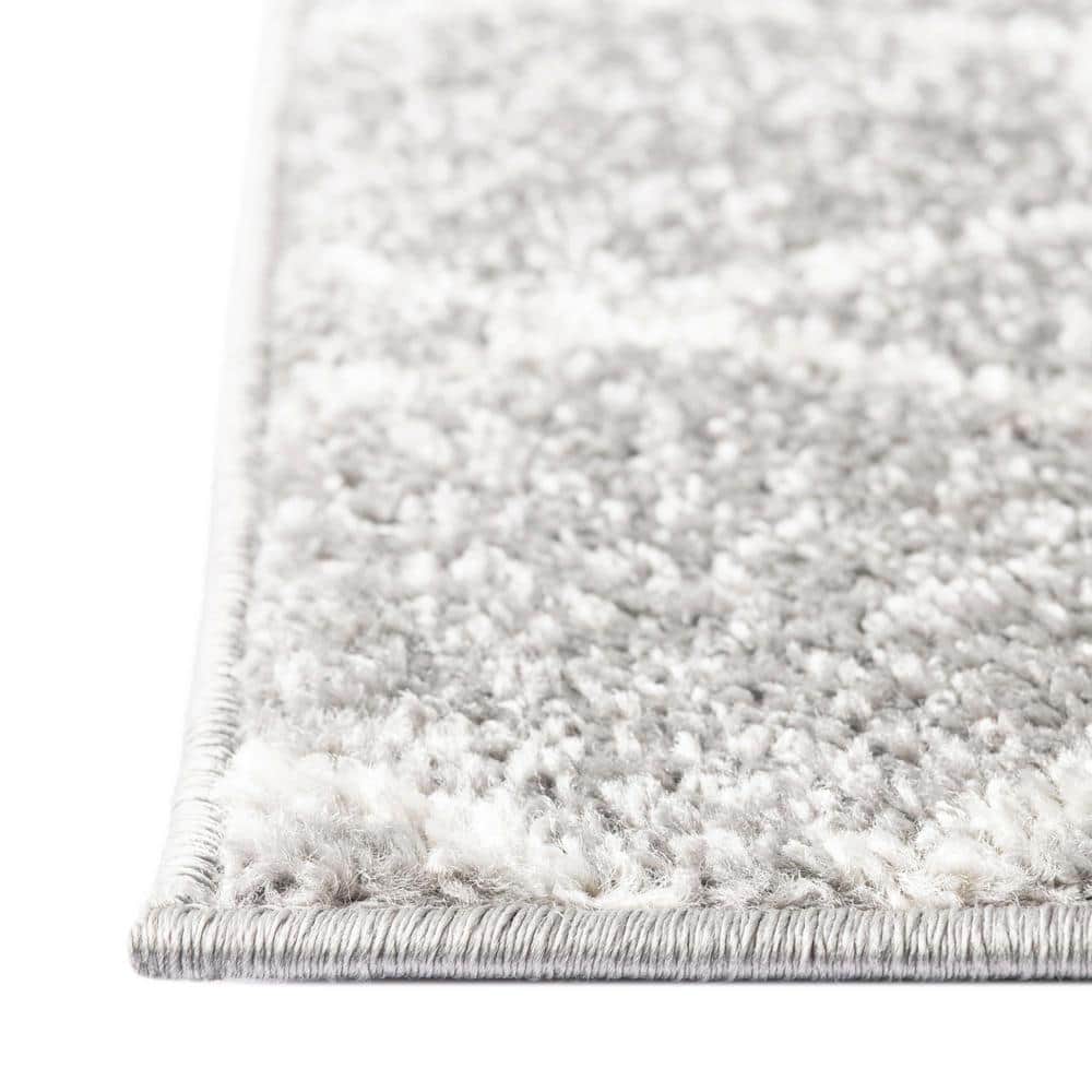 Light Gray Trellis Square Rug with Easy Care Synthetic Material